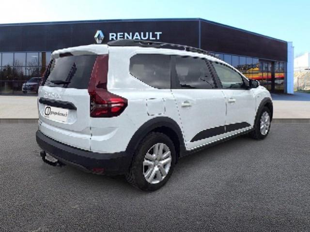Dacia Jogger image 1
