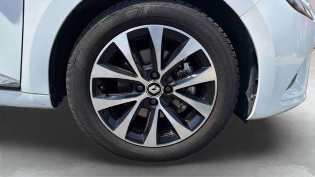 Renault Clio image 9