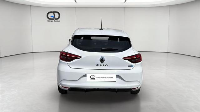 Renault Clio image 2