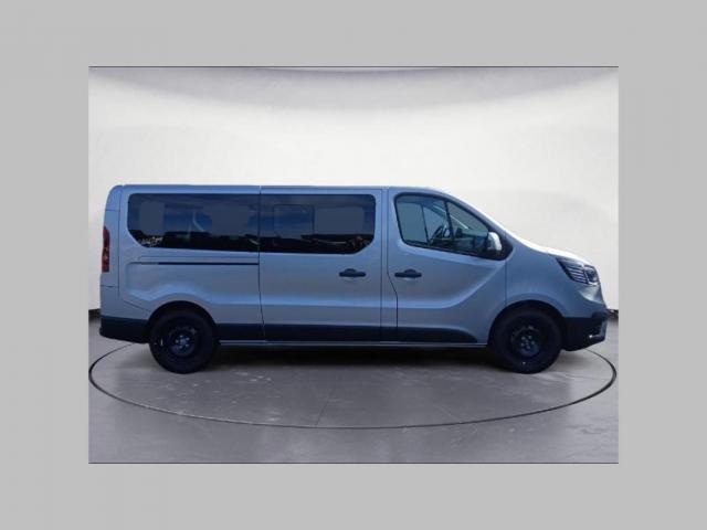 Renault Trafic image 8
