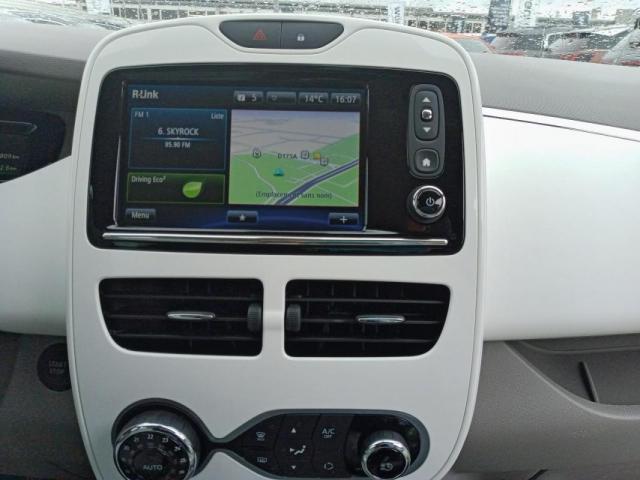 Renault Zoe image 8