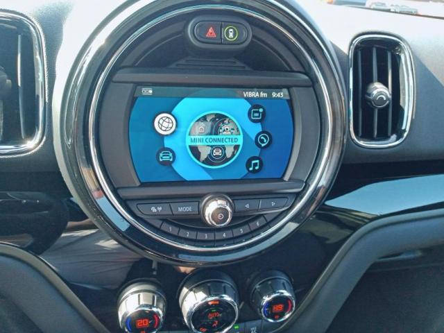 Mini Countryman image 8