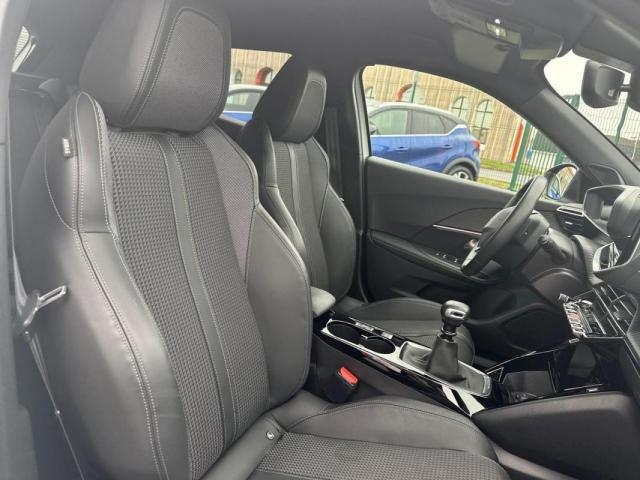 Peugeot 2008 image 4