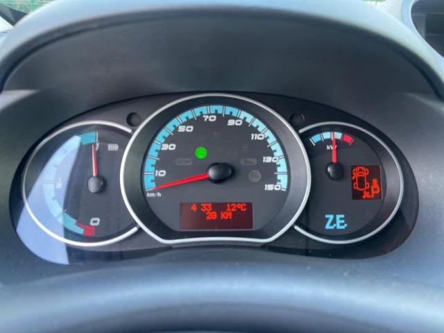 Renault Kangoo image 6