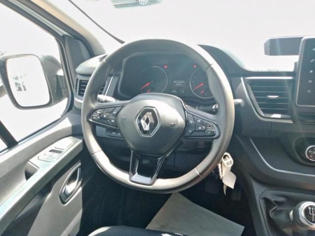 Renault Trafic image 8