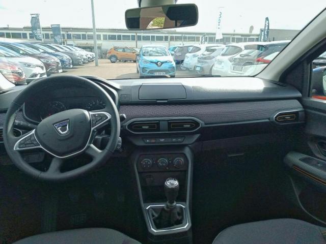 Dacia Sandero image 8