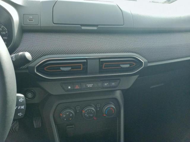 Dacia Sandero image 7