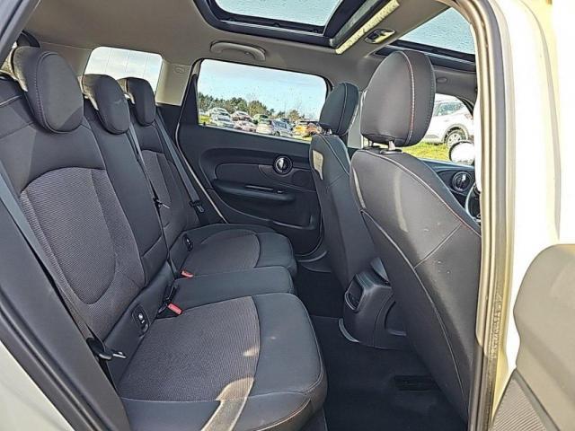 Mini Clubman image 9