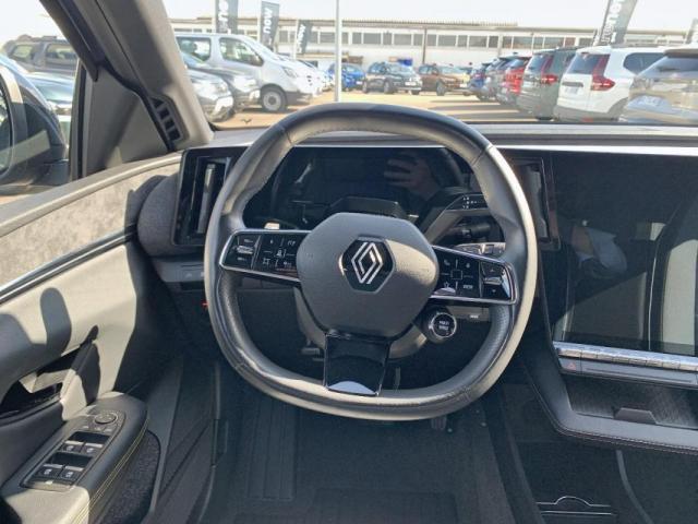 Renault Mégane E-Tech image 9