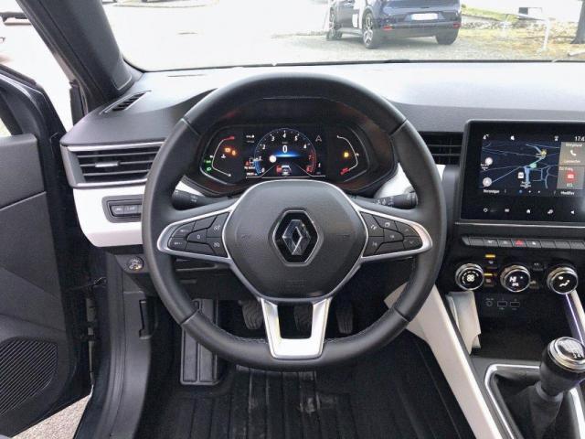 Renault Clio image 6