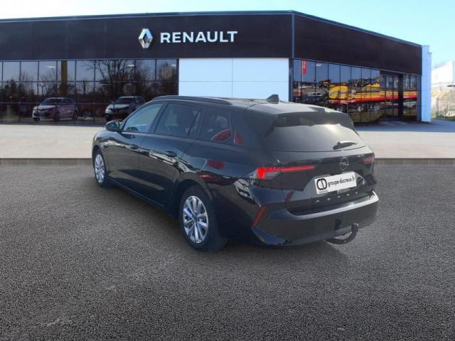 Opel Astra Sports Tourer image 7