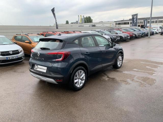 Renault Captur image 8