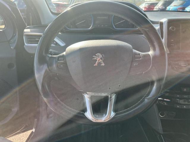 Peugeot 2008 image 6