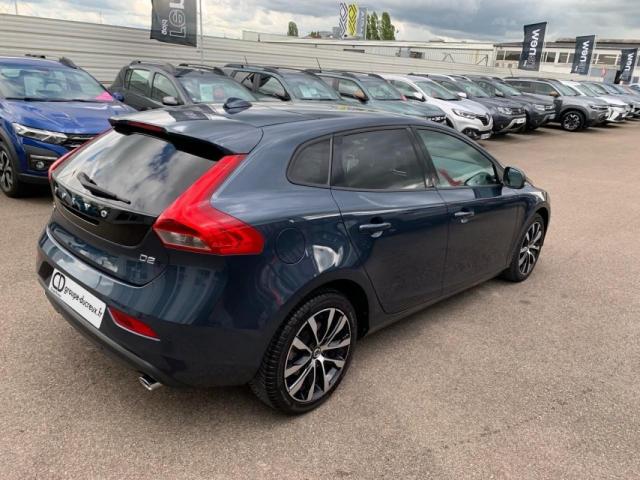 Volvo V40 image 8