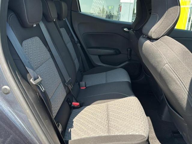 Renault Clio image 8