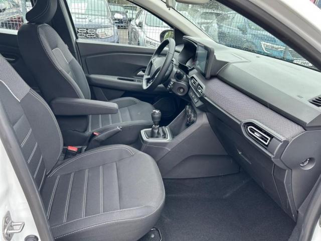 Dacia Sandero image 9
