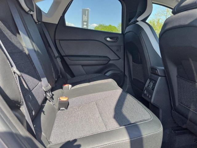 Renault Captur image 6