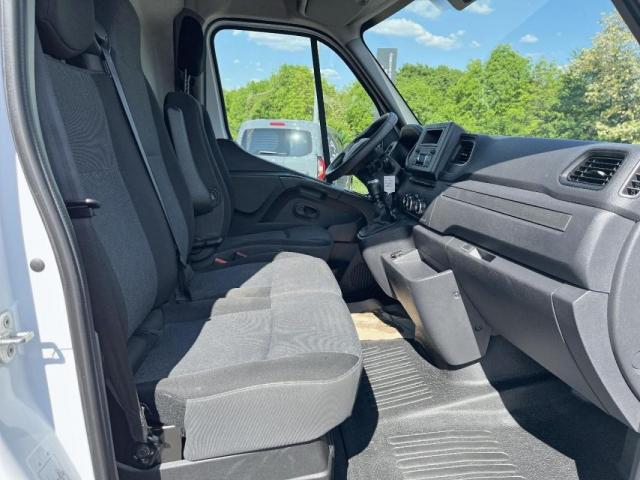 Renault Master image 7