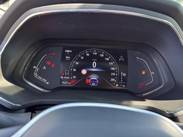 Renault Captur image 2