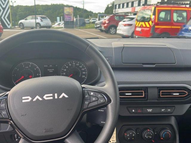 Dacia Sandero image 3