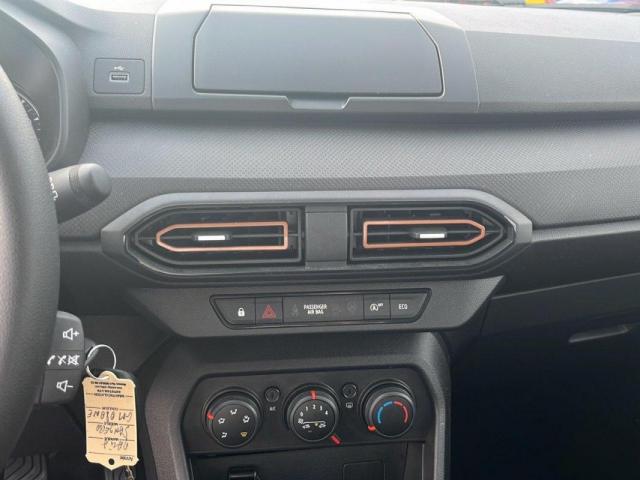 Dacia Sandero image 4