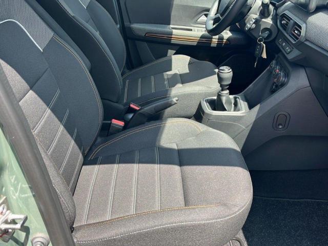 Dacia Sandero image 6