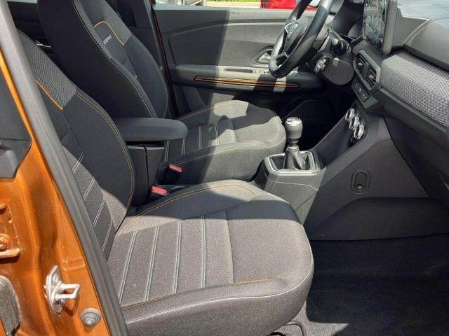 Dacia Sandero image 2
