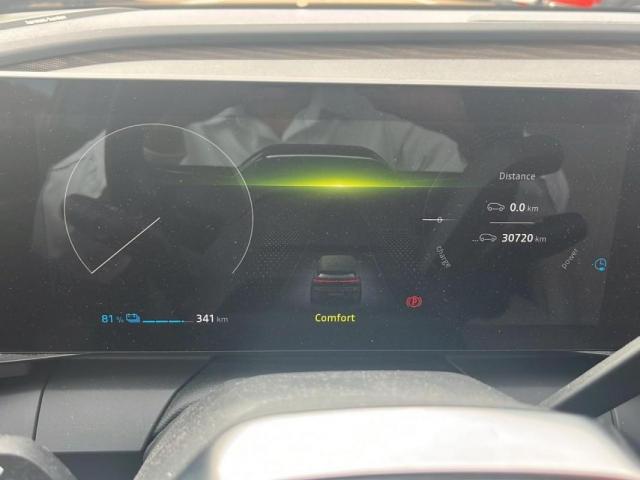Renault Mégane E-Tech image 6
