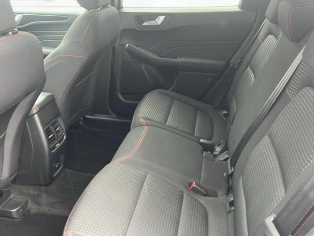Ford Kuga image 2
