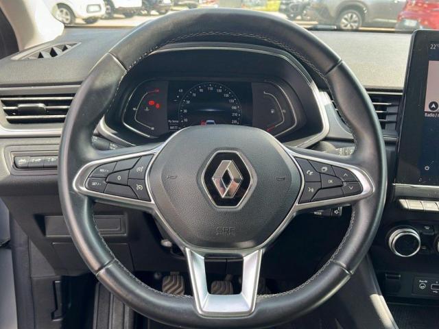Renault Captur image 1