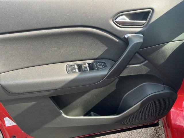 Renault Captur image 9