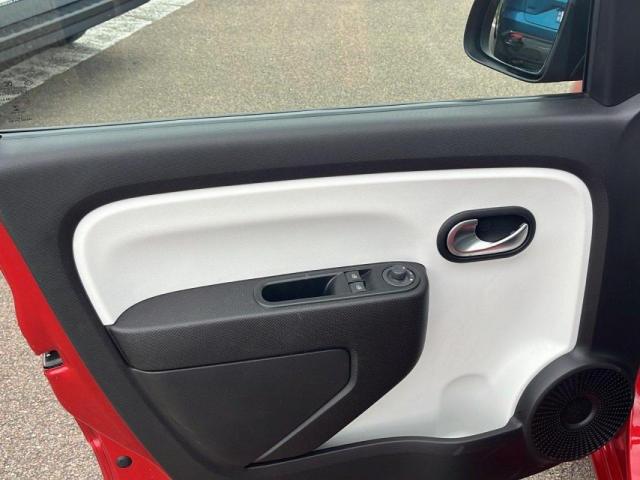 Renault Twingo image 8