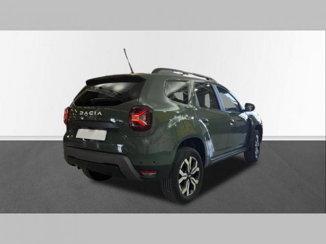 Dacia Duster image 8