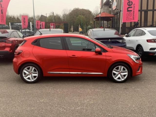 Renault Clio image 9