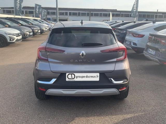 Renault Captur image 1