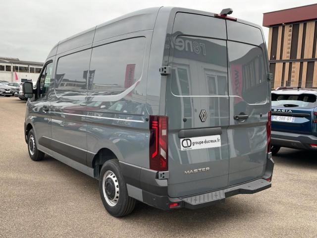 Renault Master image 3