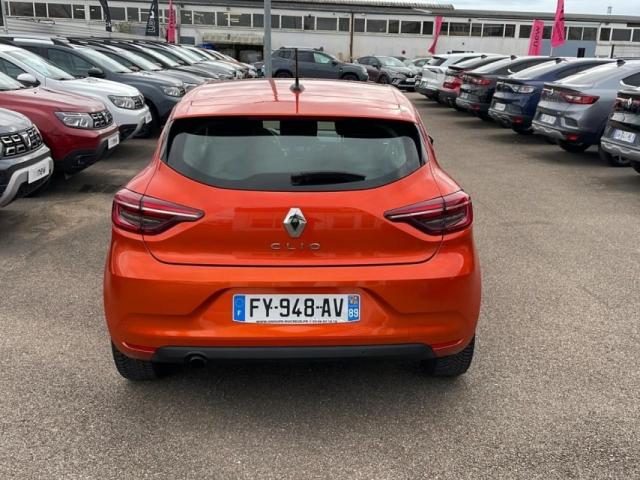 Renault Clio image 2