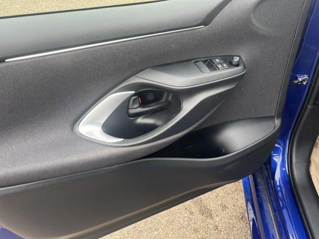 Toyota Yaris image 2
