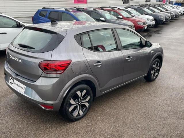 Dacia Sandero image 1