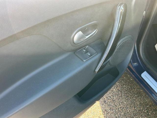 Dacia Sandero image 2
