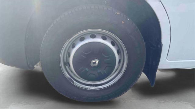 Renault Master image 1