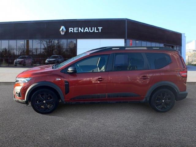 Dacia Jogger image 1