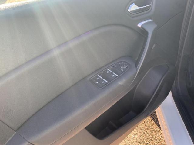 Renault Captur image 6