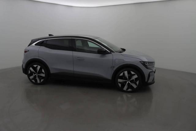 Renault Mégane E-Tech image 2