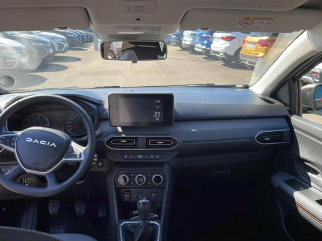 Dacia Jogger image 1