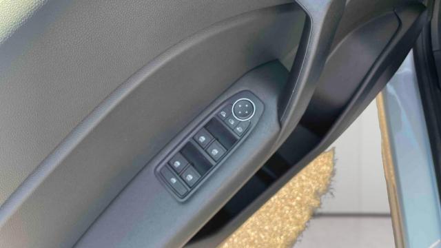 Renault Captur image 9