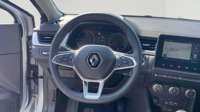 Renault Captur image 8
