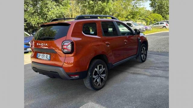 Dacia Duster image 1