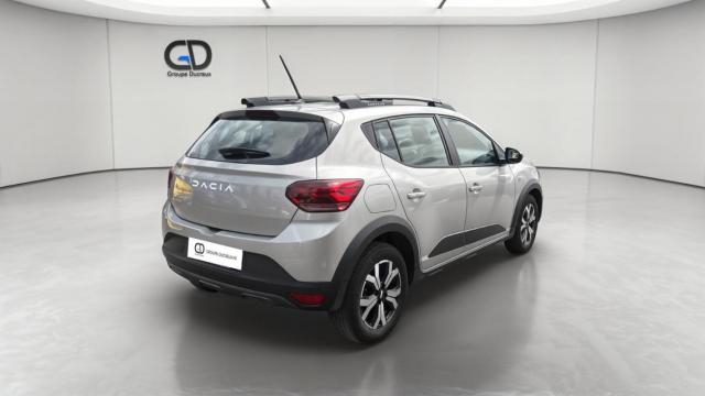 Dacia Sandero image 2