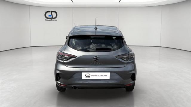 Renault Clio image 9